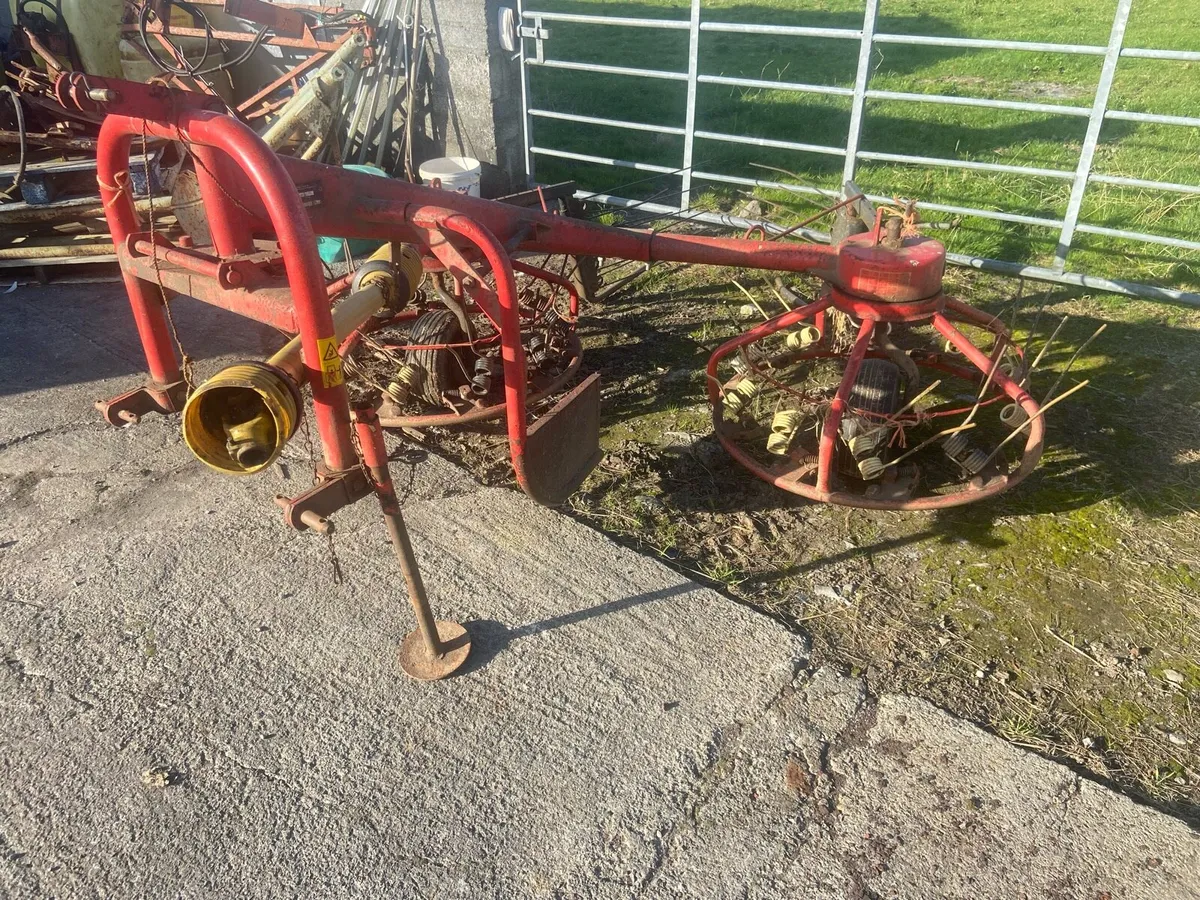 Haybob and trailer - Image 2