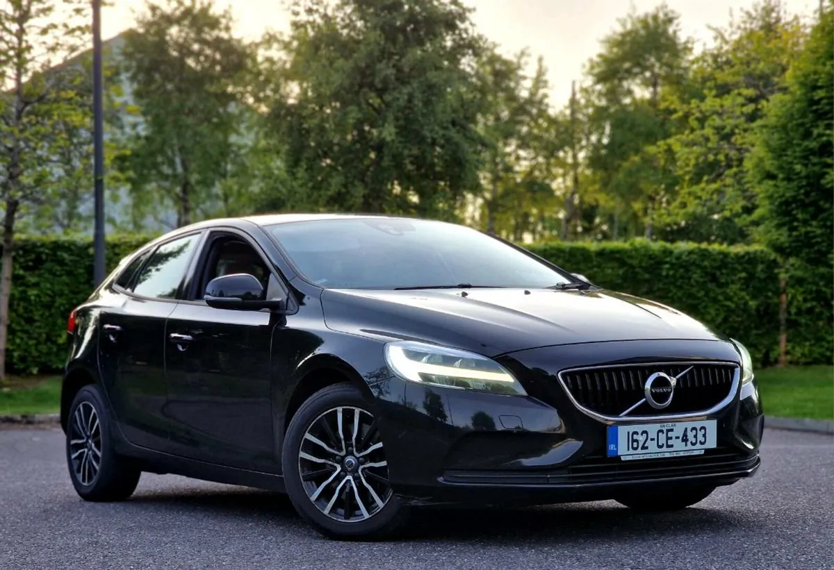 Volvo V40 GT AUTO 2016 € 9750 € - Image 1