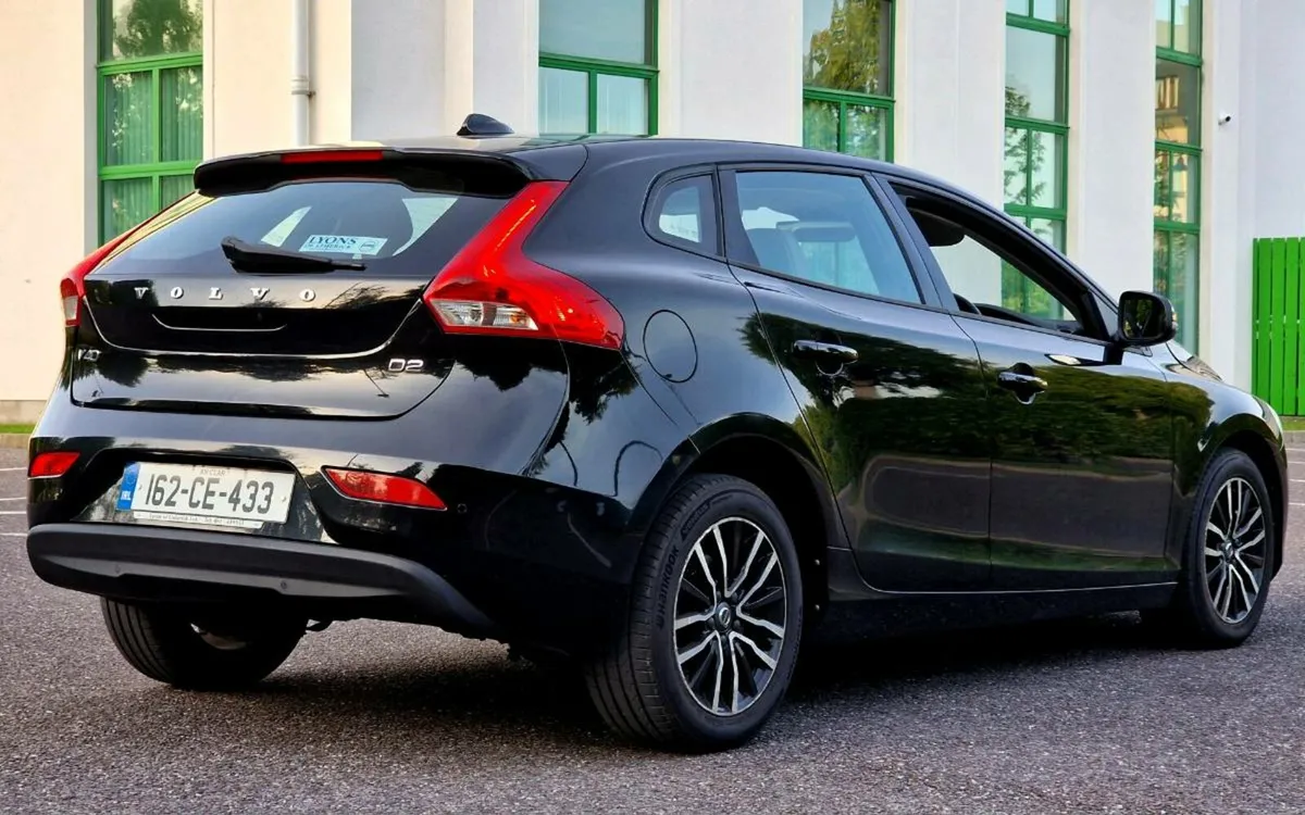 Volvo V40 GT AUTO 2016 € 9750 € - Image 4