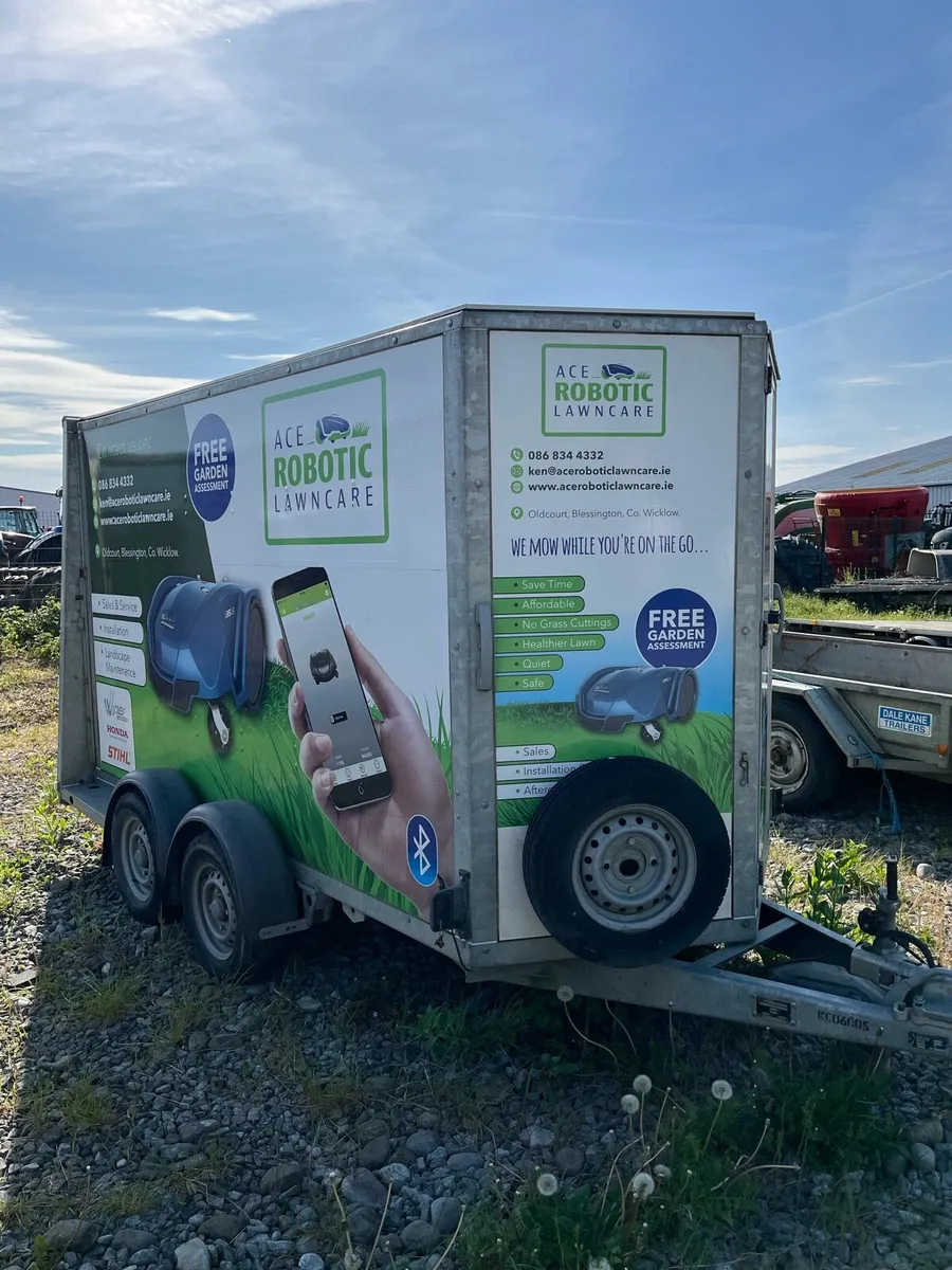 Box van trailer