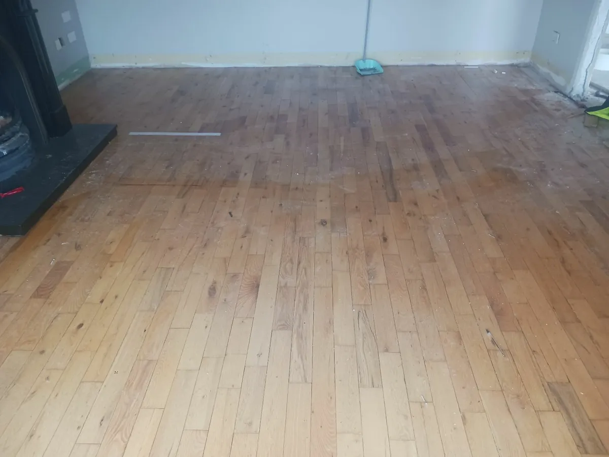 Woode flooring - Image 1