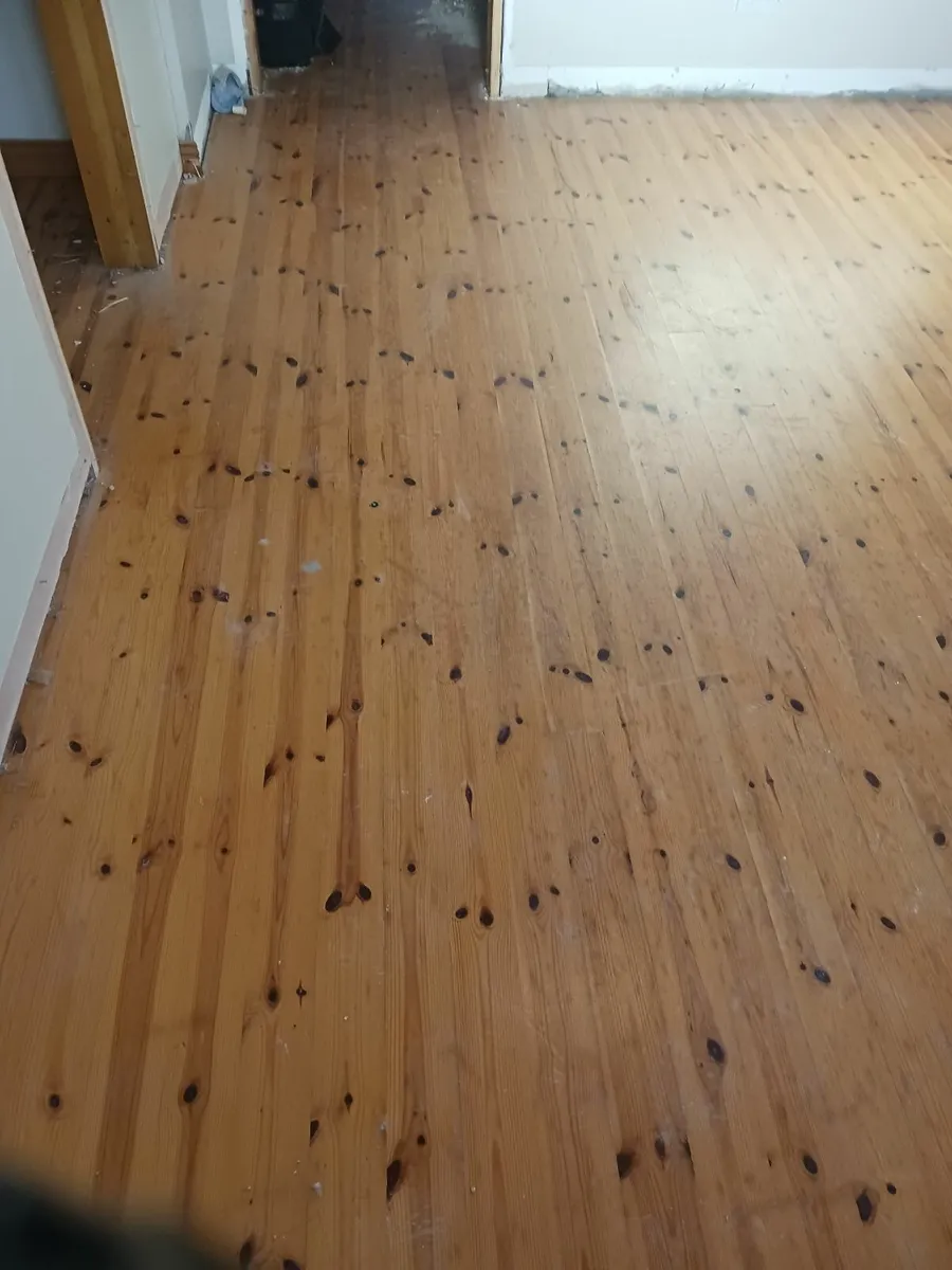 Woode flooring - Image 2