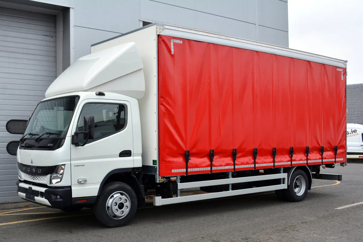Fuso 7.5T GVW 18' Curtain HIRE 2-4yrs Service incl - Image 1