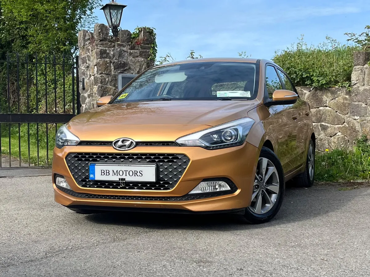 Hyundai i20 1.2 Deluxe - Image 4