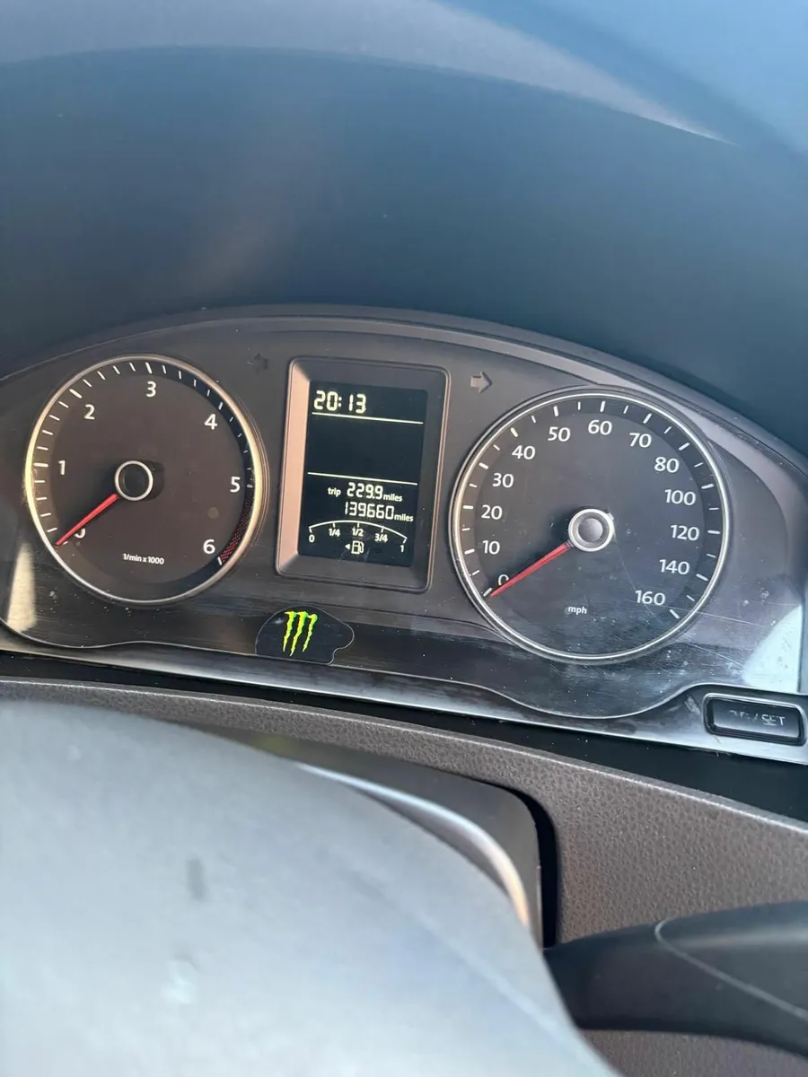 Volkswagen Transporter 2014 - Image 2