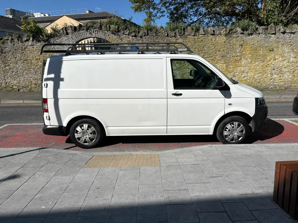 Volkswagen Transporter 2014 - Image 1