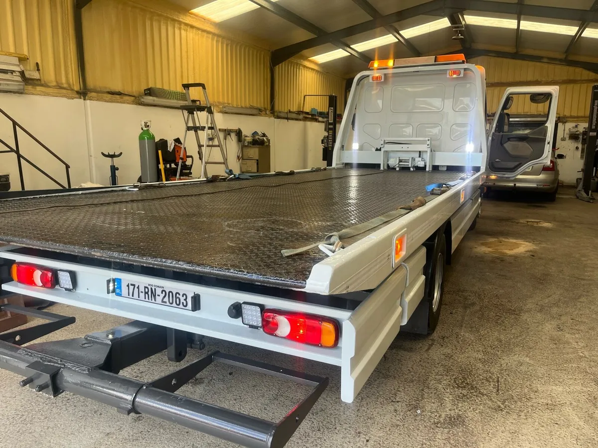 Daf LF tilt and slide - Image 4