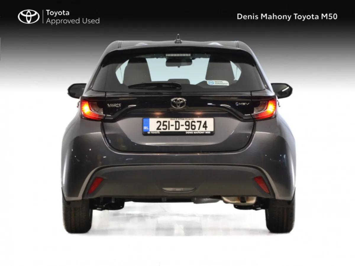 Toyota Yaris Hybrid 115 Luna - Image 4