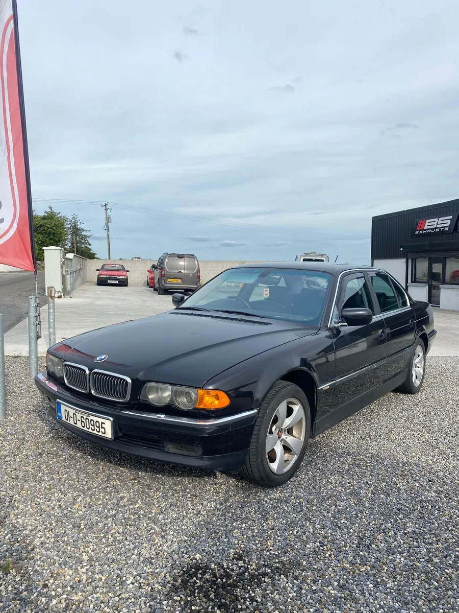 BMW e38 728i - Image 3