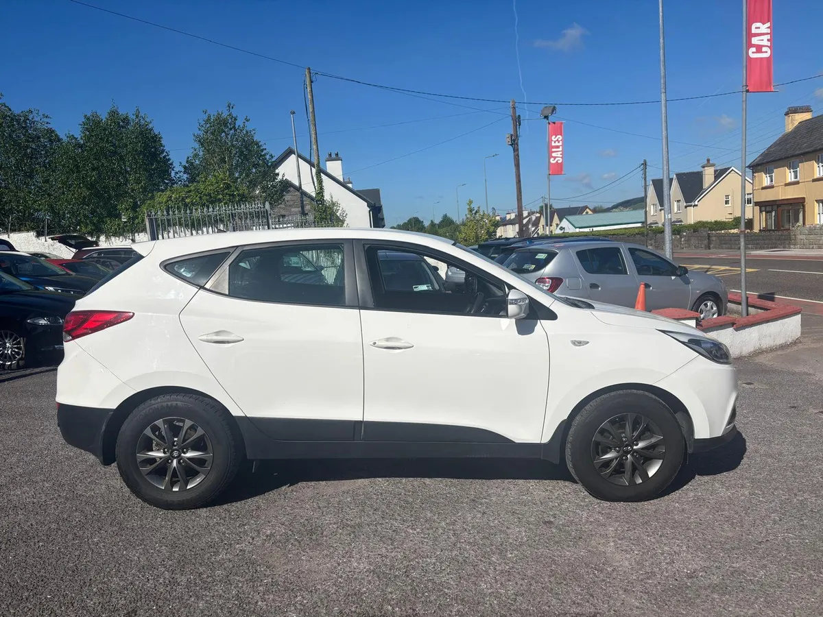 Hyundai ix35 2014  1.7  DIESEL  FINANCE  ARRANGED - Image 4