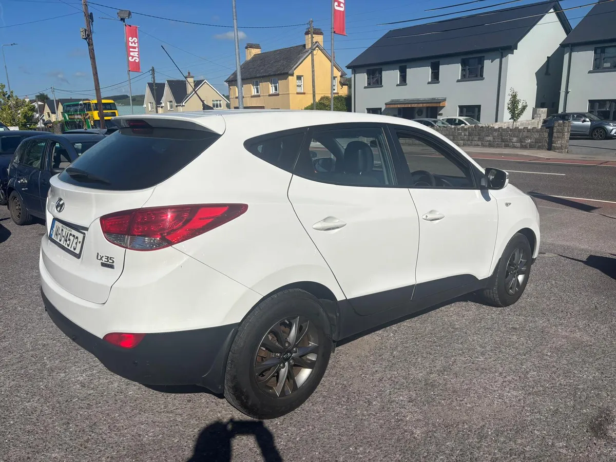 Hyundai ix35 2014  1.7  DIESEL  FINANCE  ARRANGED - Image 2
