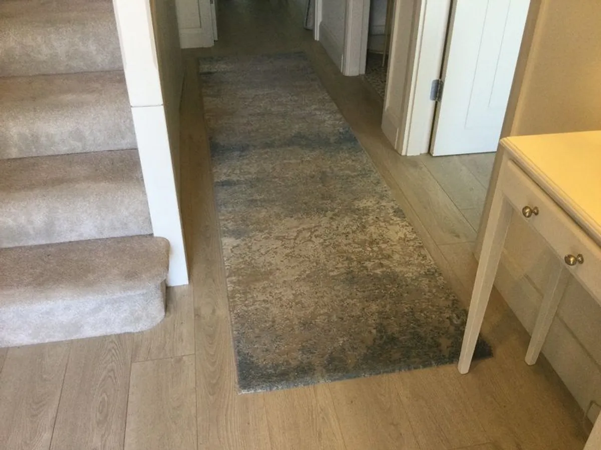 rug - Image 4
