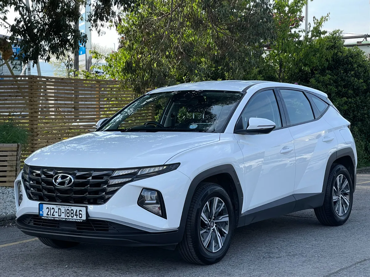 2021 Hyundai Tucson** 5 Stamp Service History** - Image 3