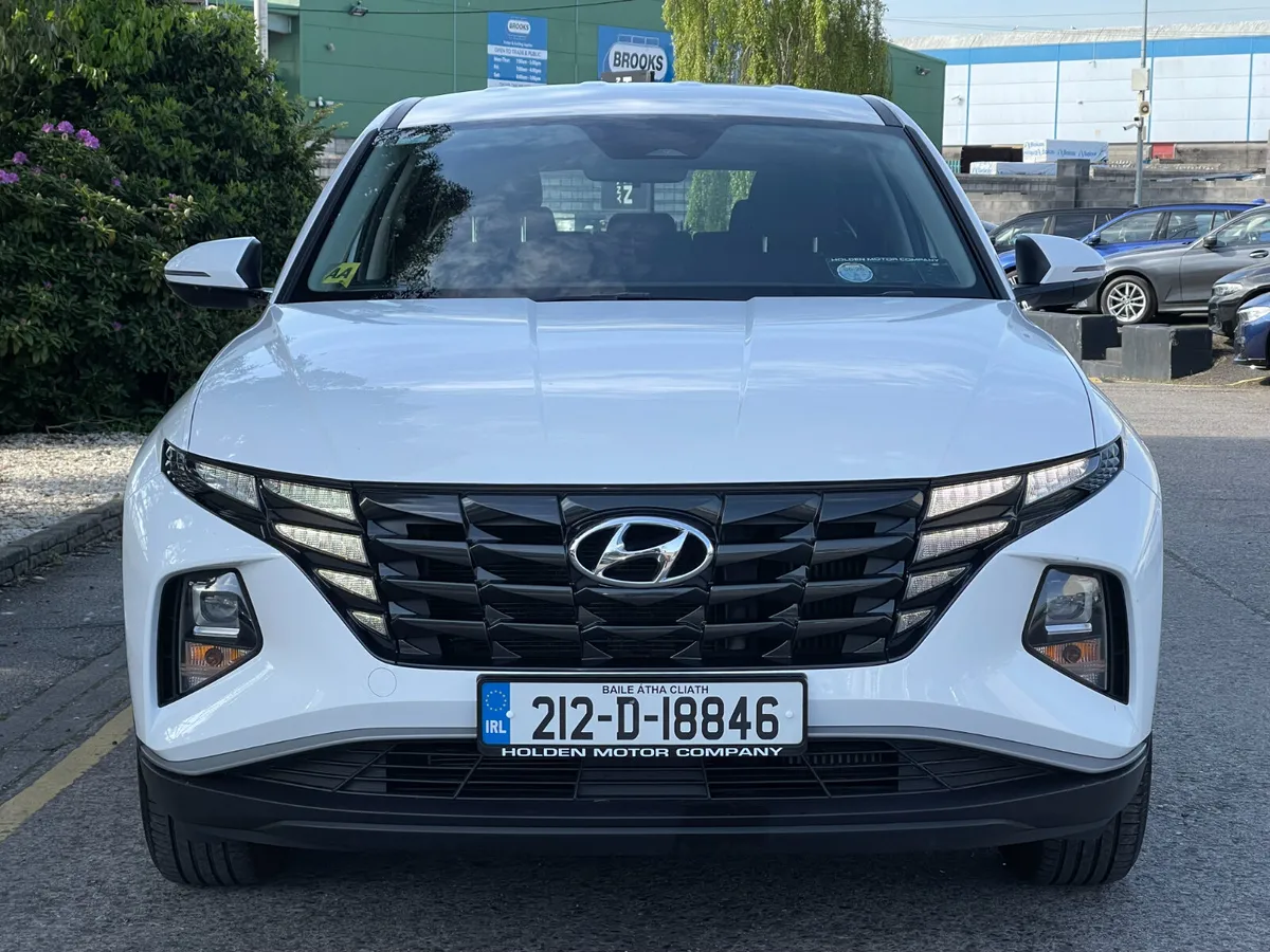 2021 Hyundai Tucson** 5 Stamp Service History** - Image 4