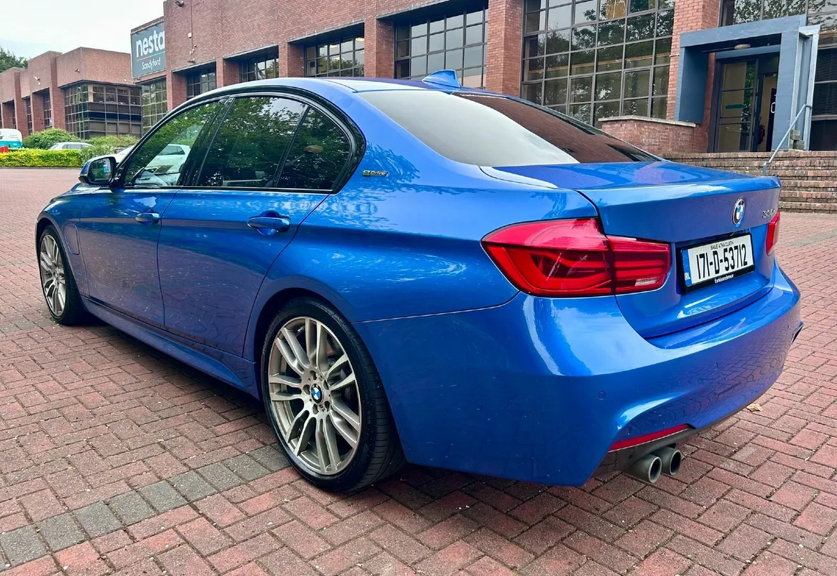 2017 BMW 330e M SPORT - Image 2