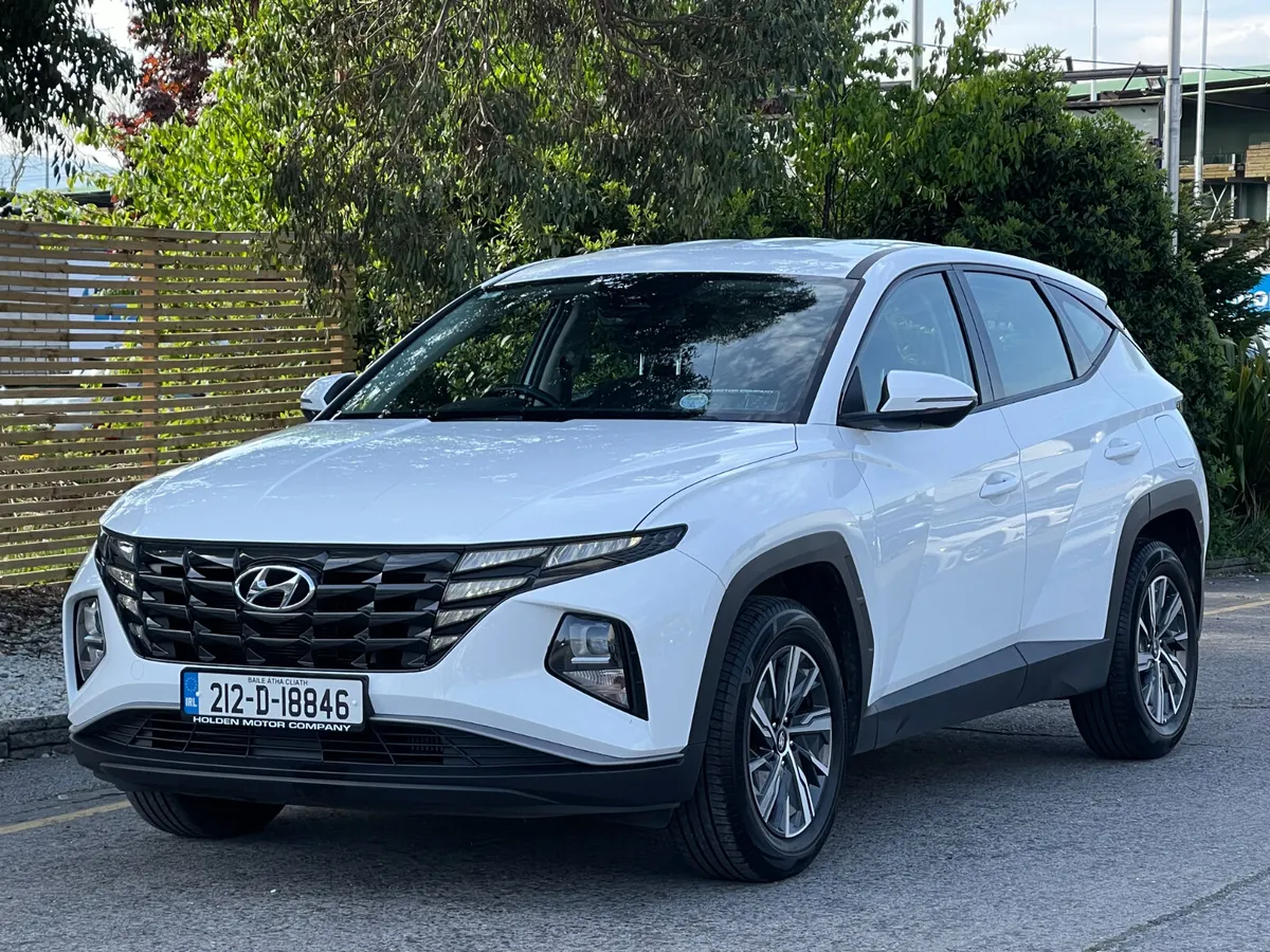 2021 Hyundai Tucson** 5 Stamp Service History** - Image 1