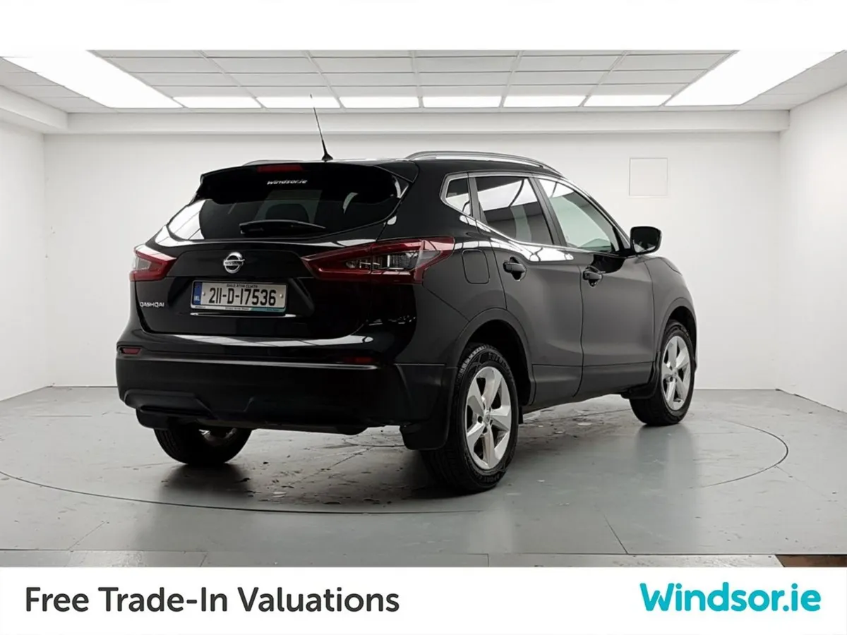 Nissan QASHQAI 1.3 PET SE DCT - Image 3