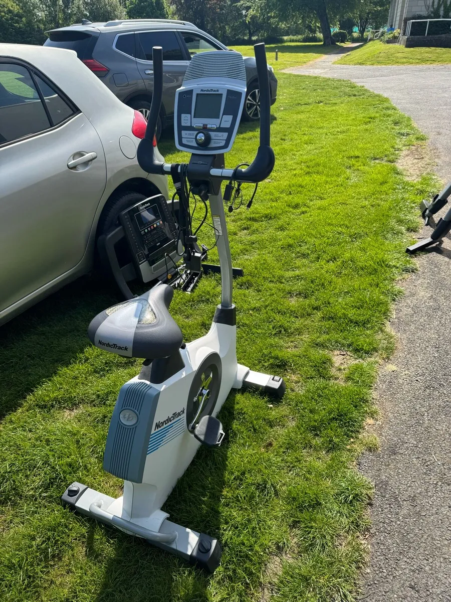 NordicTrack T12.2 Treadmill - Image 4