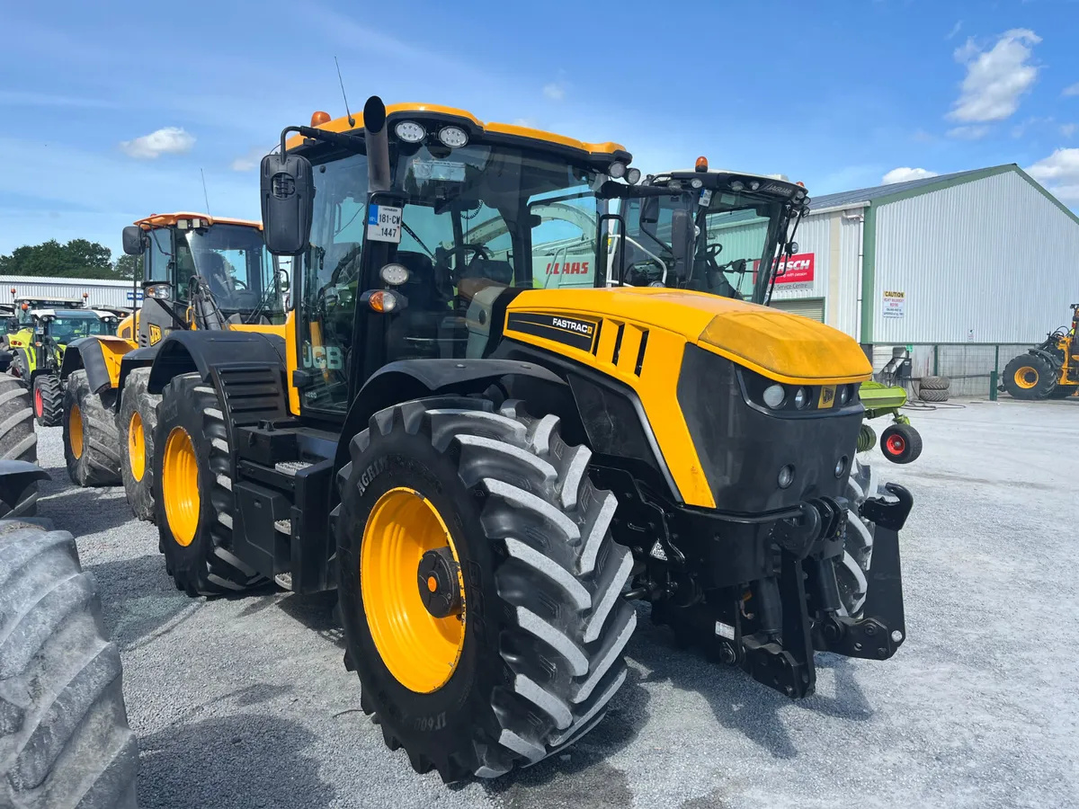 JCB Fastrac 4220 - Image 3