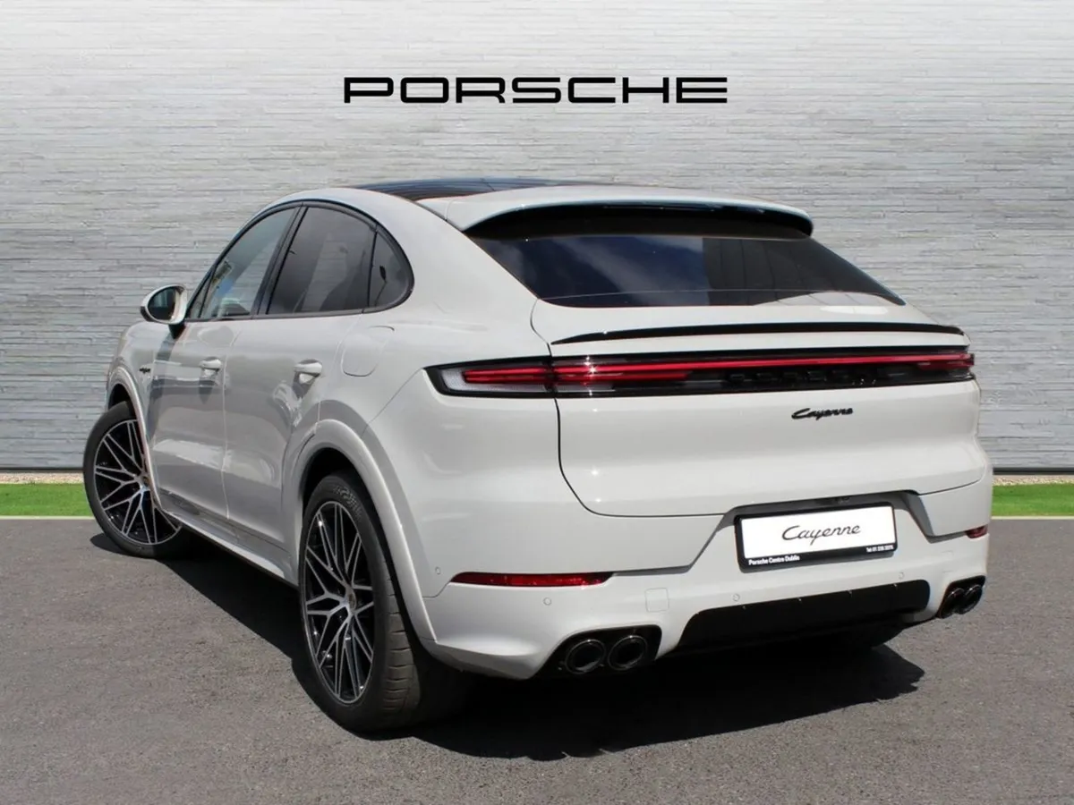 Porsche Cayenne E-hybrid Coupe - Image 2