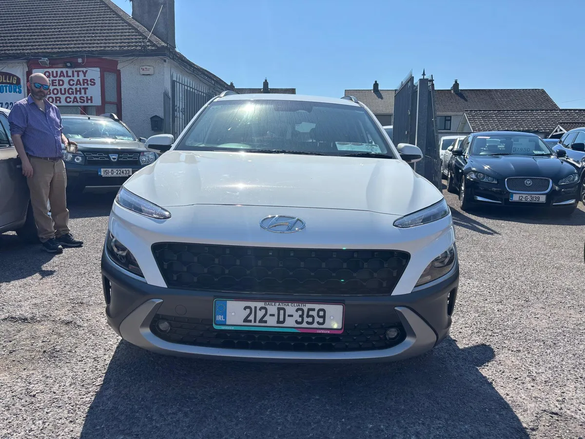 Hyundai KONA 2021  PETROL/  HYBRID  AUTOMATIC - Image 3