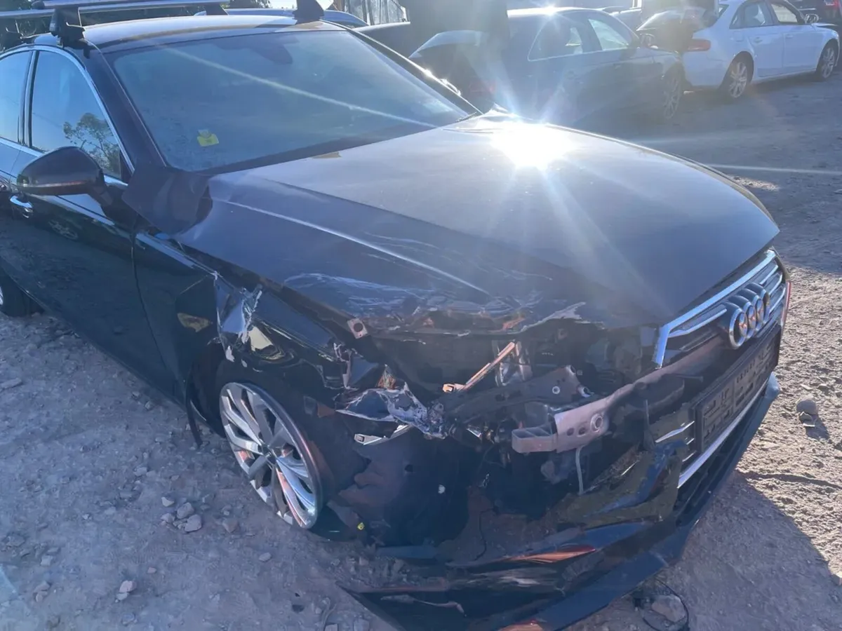 2018 Audi A4 1.4 Tfsi Driving - Image 4