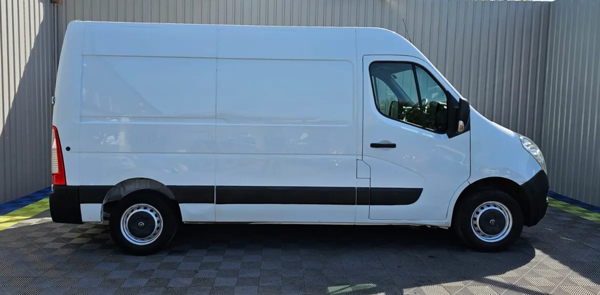 2020 Opel Movano 2.3 CDTi - Image 2
