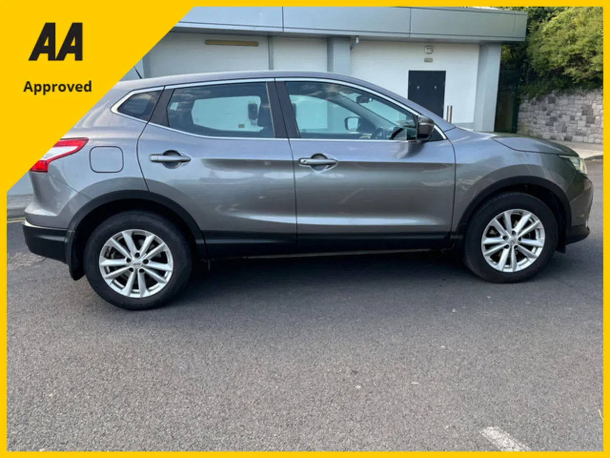 NISSAN QASHQAI / 2015 / 1.5 SV E6 4DR / DIESEL - Image 3
