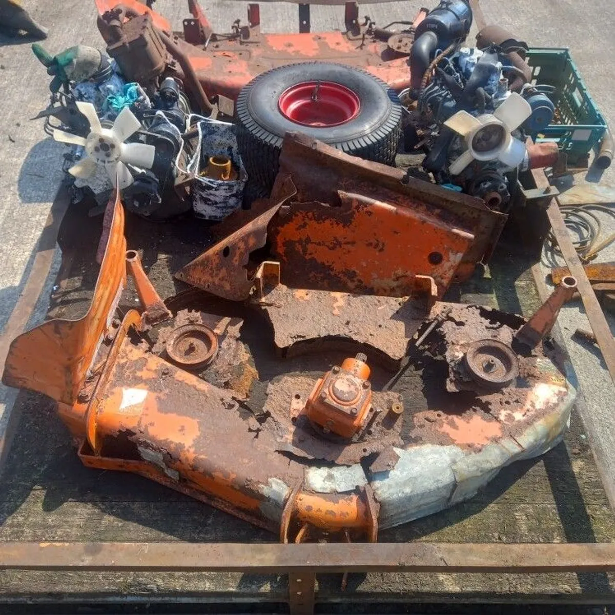 Kubota lawnmower parts - Image 4