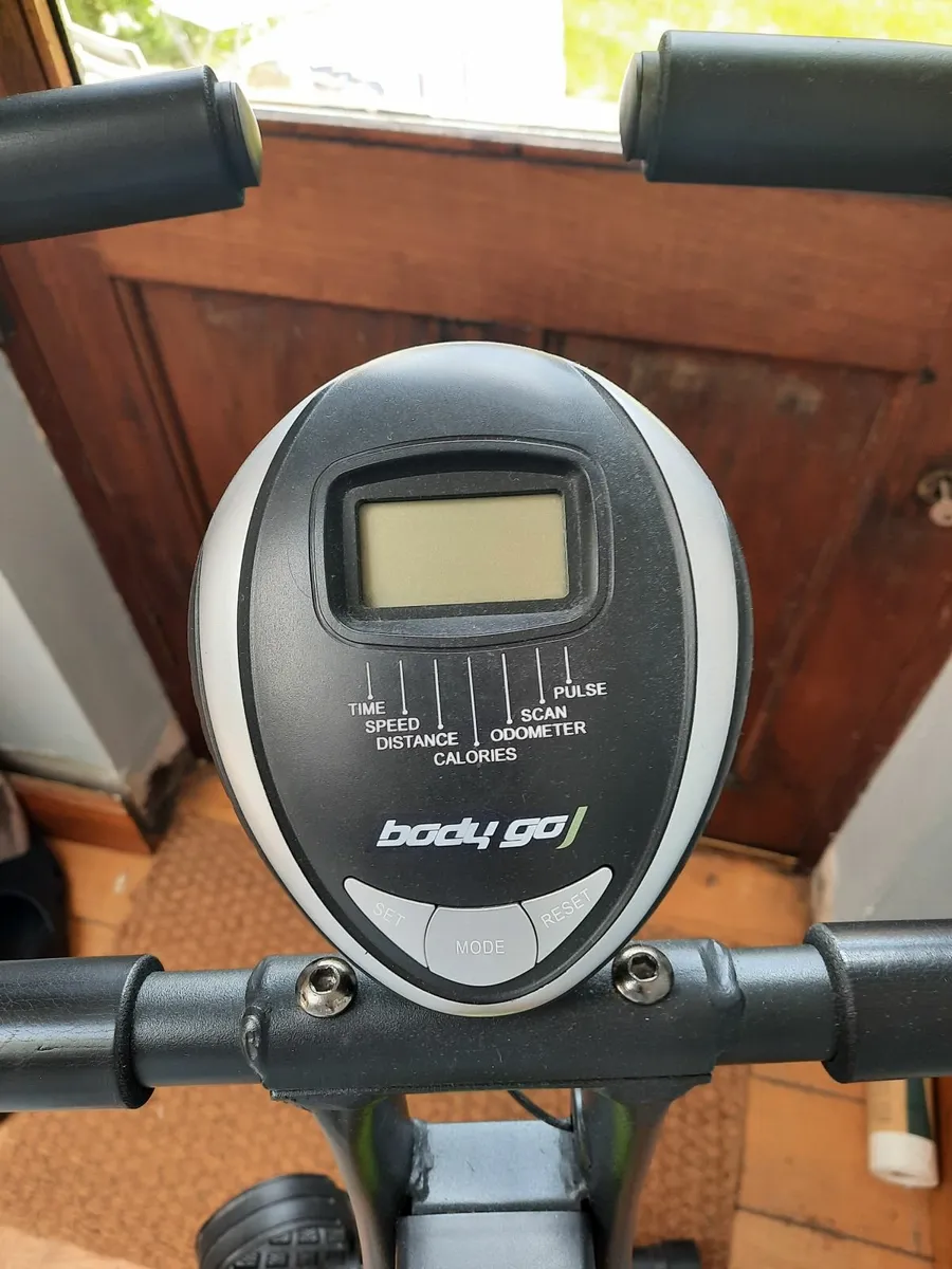 Exercise bike - Image 1