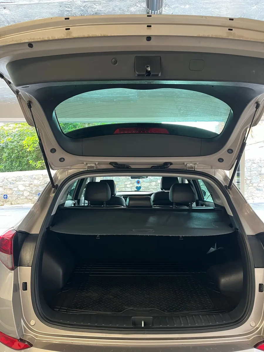 Hyundai Tucson Executive 2018 - Image 2