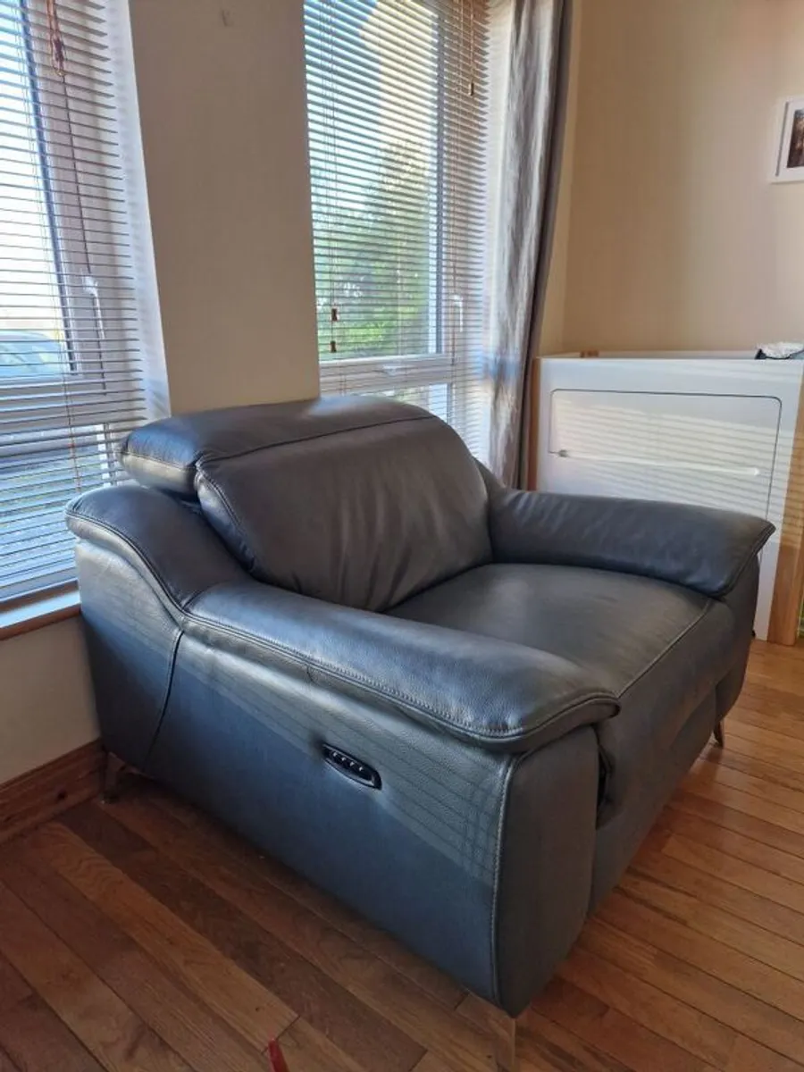 Leather electric recliner armchair - Image 1