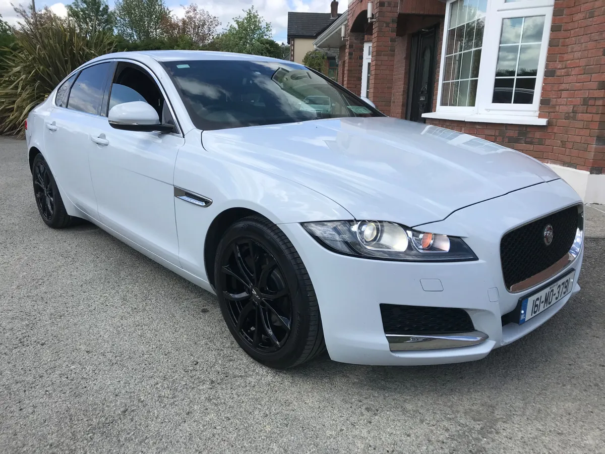 161 JAGUAR XF 2.0L PRESTIGE DIEEL AUTOMATIC... - Image 1