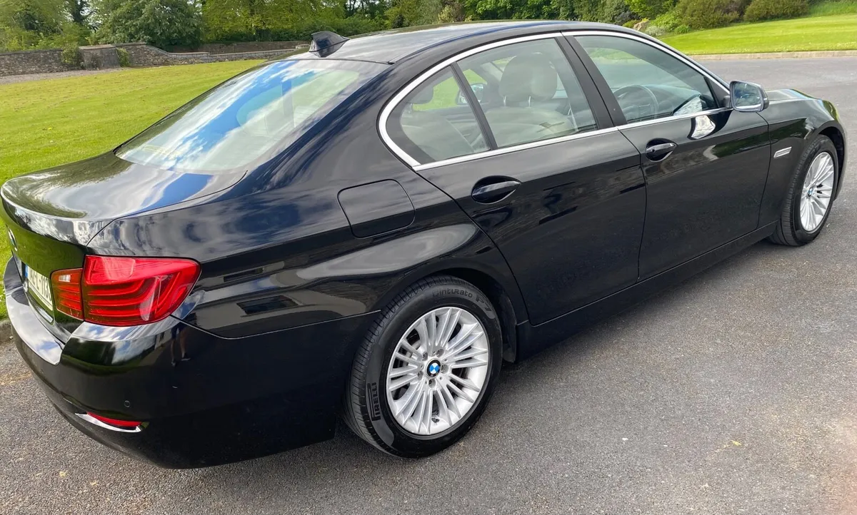 BMW 5-Series 2014 - Image 4