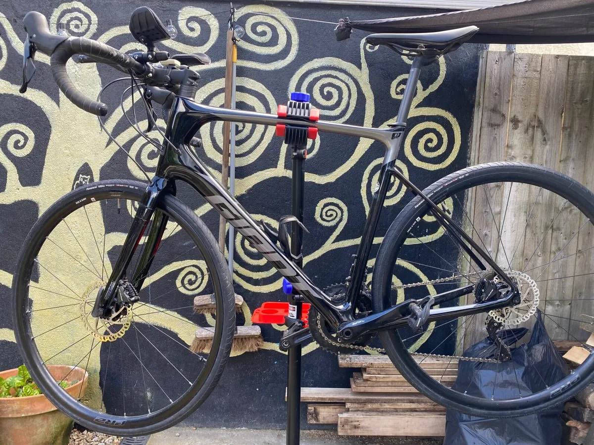 Giant  Defy Advance 2 2022 (Large) - Image 3