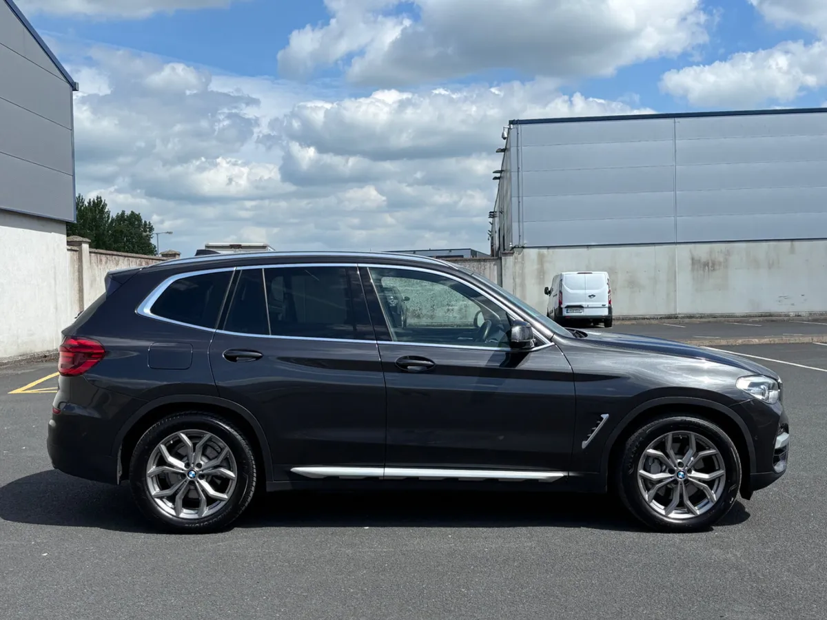 2021 BMW X3 X-Line X Drive 30e FSH - Image 4