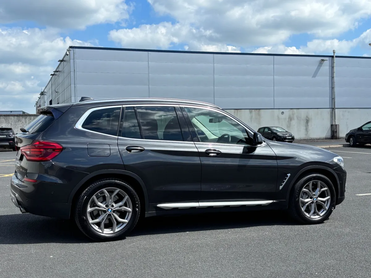 2021 BMW X3 X-Line X Drive 30e FSH - Image 3