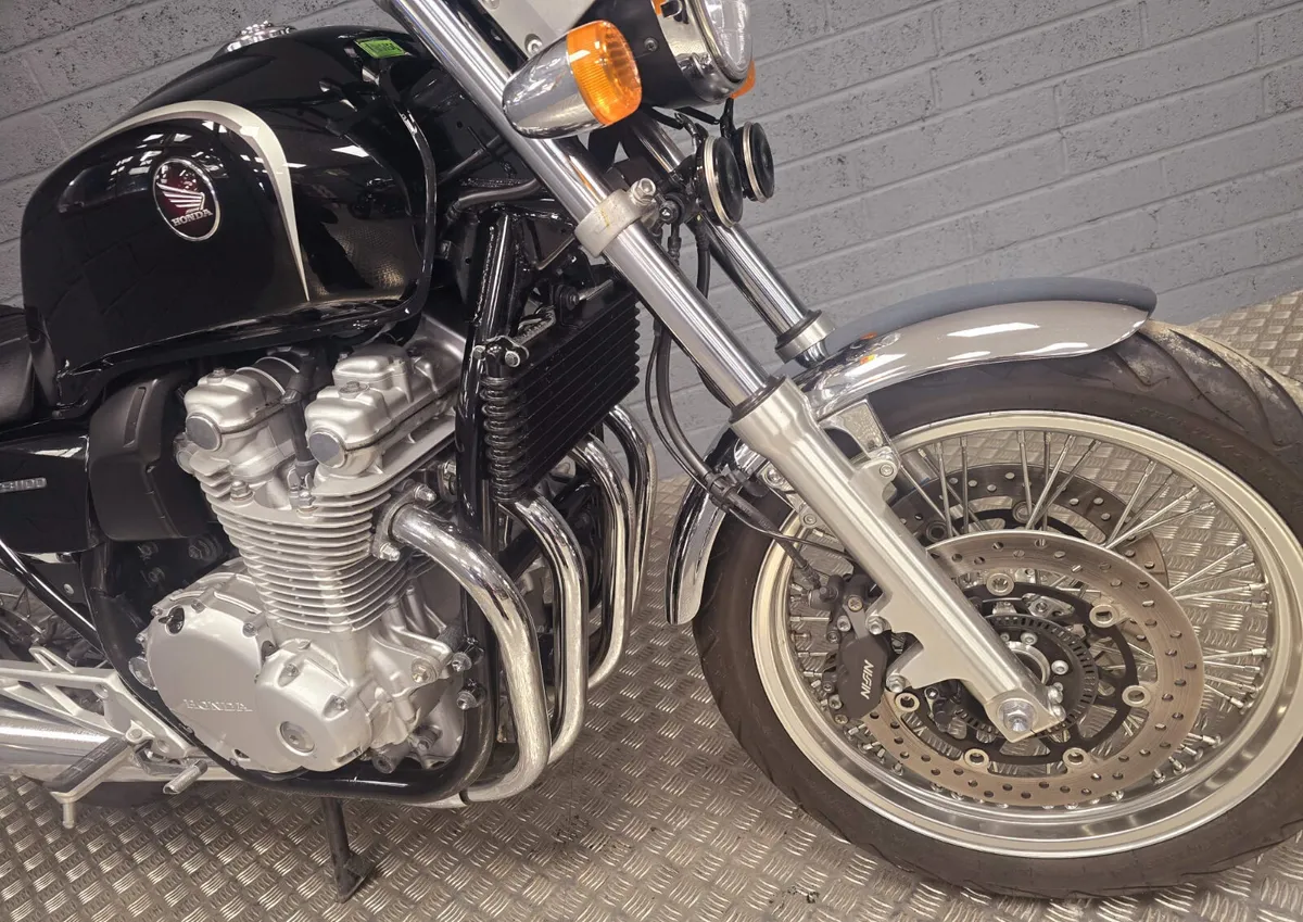 2015 Honda CB1100 - Image 2