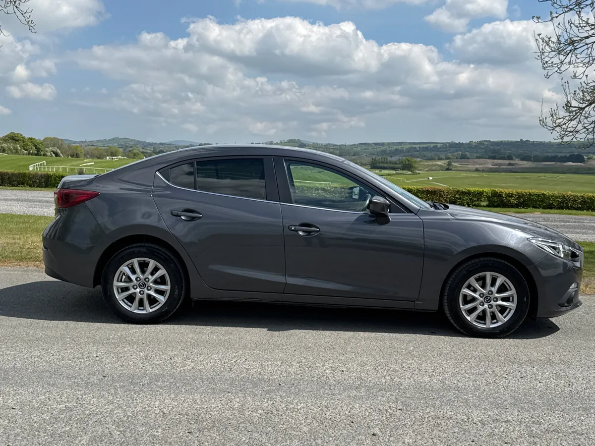 Mazda Mazda3 2016 Low Mileage - Image 3