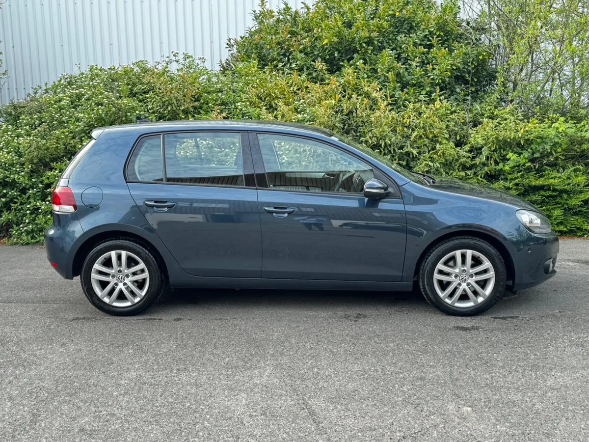 Volkswagen Golf 1.2 Low mileage - Image 3