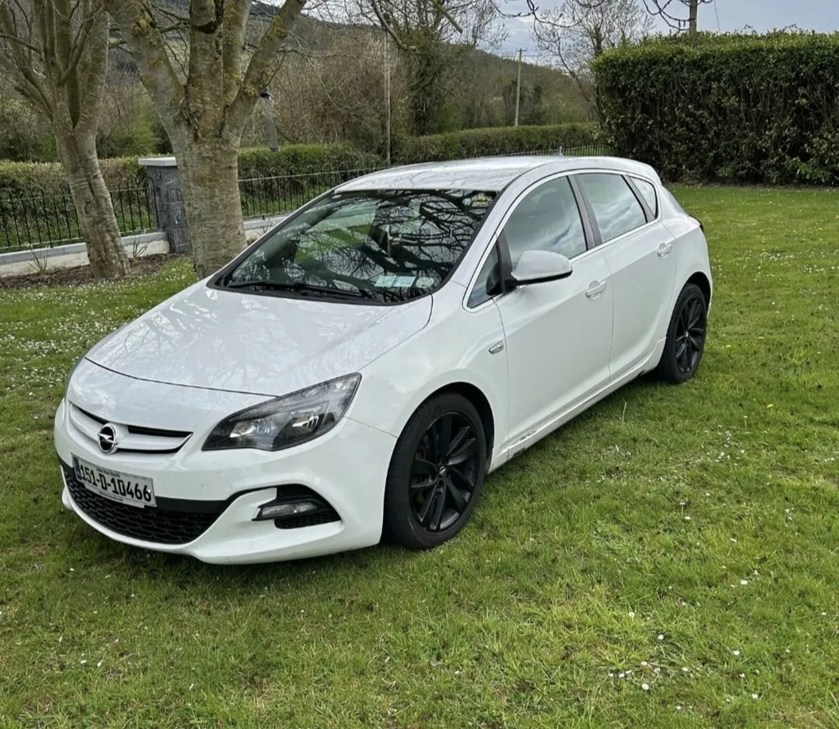 Opel Astra 2015 - Image 1