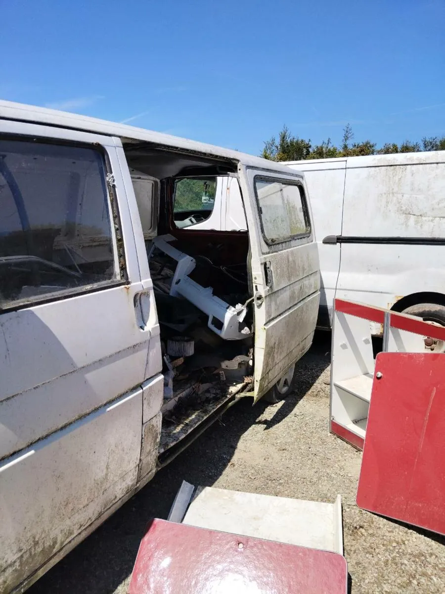 Voswagen T4 for breaking - Image 1