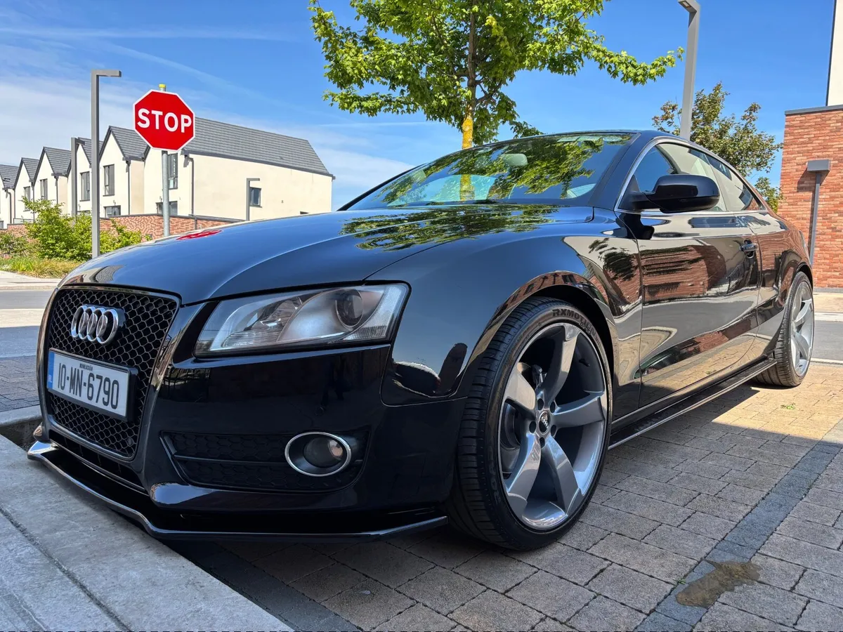 Audi A5 2010 - Image 2