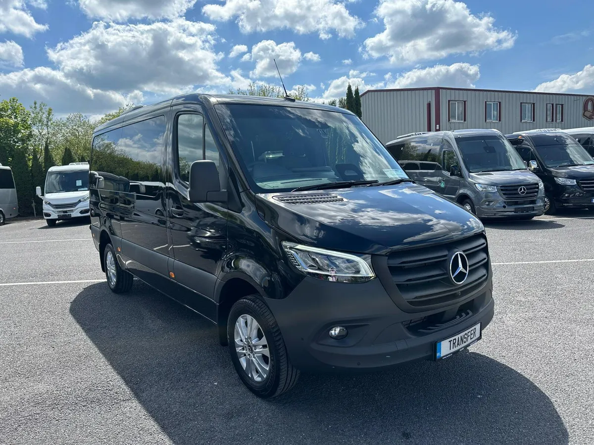 Mercedes-Benz Sprinter Transfer 23 10+D - IN STOCK - Image 3