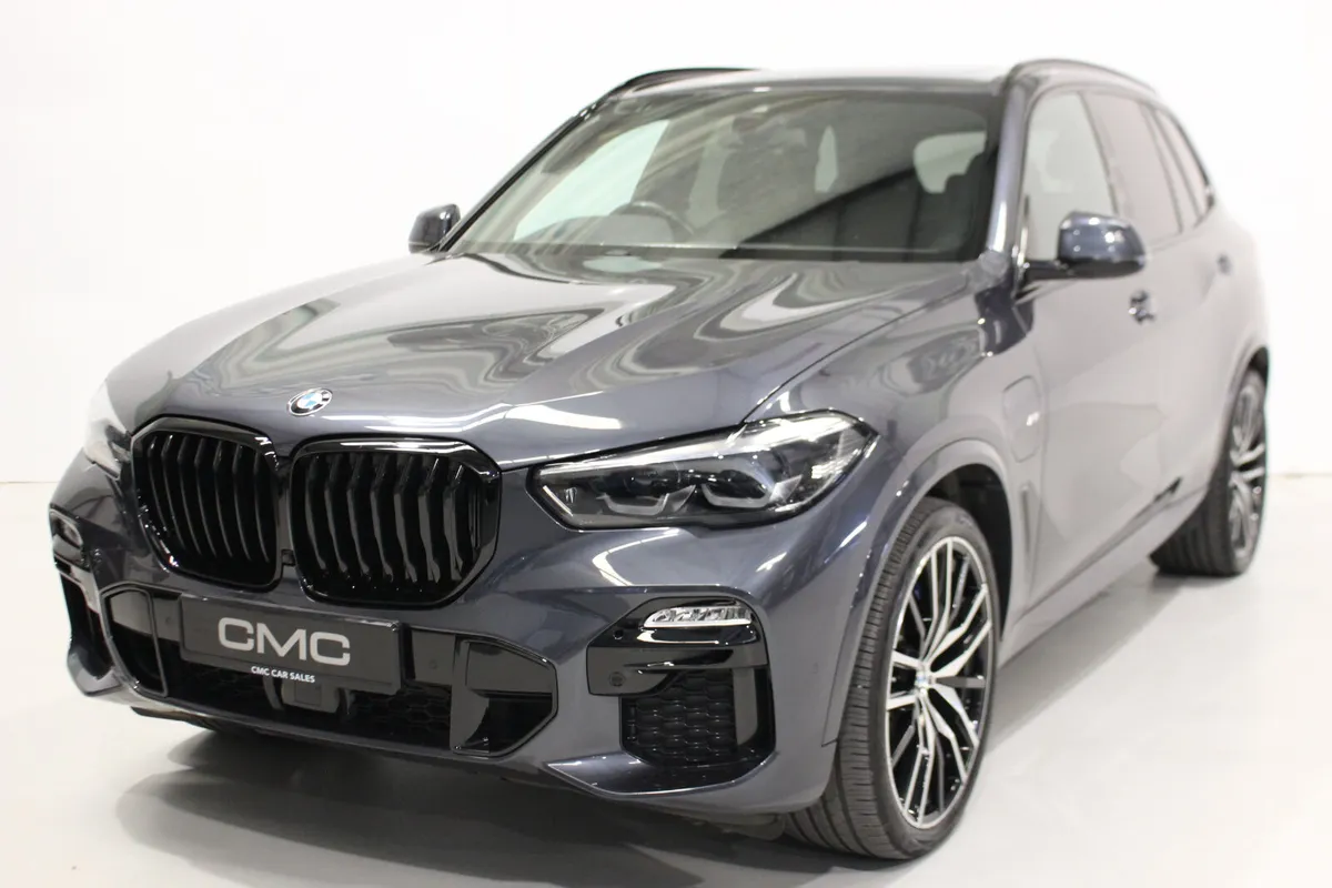 BMW X5 2021 45 E MSPORT Bowers & Wilkins Sound - Image 3