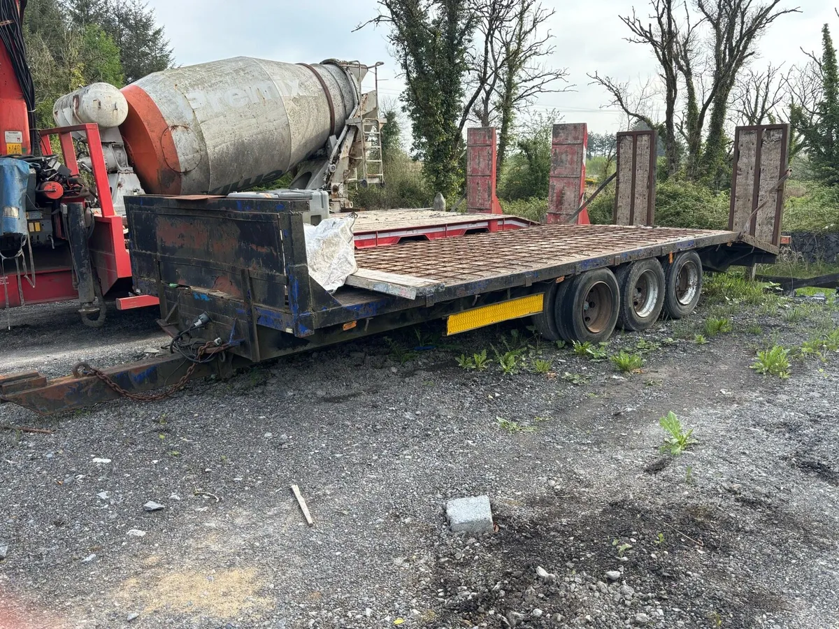 Tri axle low loader - Image 3