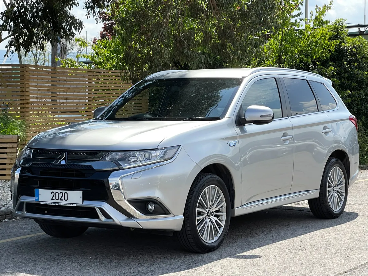 2020 Mitsubishi Outlander 2.4 PHEV DYNAMIC - Image 3