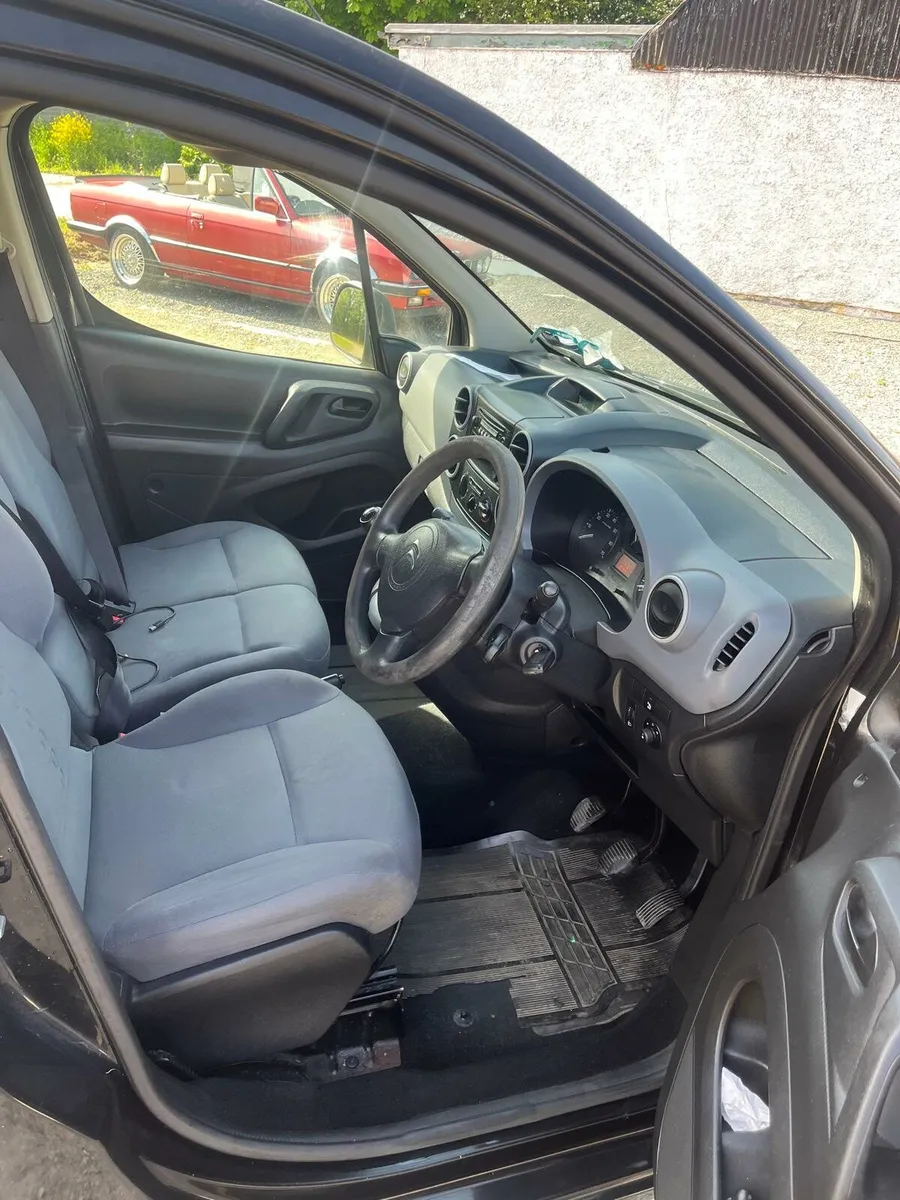 2013 132 citroen berlingo enterprise doe 11/25 - Image 4