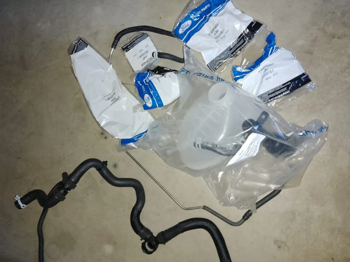 Ford EGR System Modification Kit 2278667 - Image 1