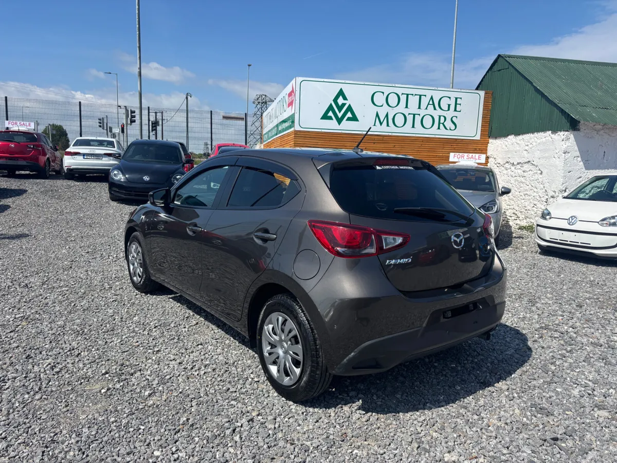 Mazda Demio - Image 3